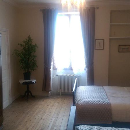 Vingt Grand Rue Bed & Breakfast Champagne-Mouton Bilik gambar