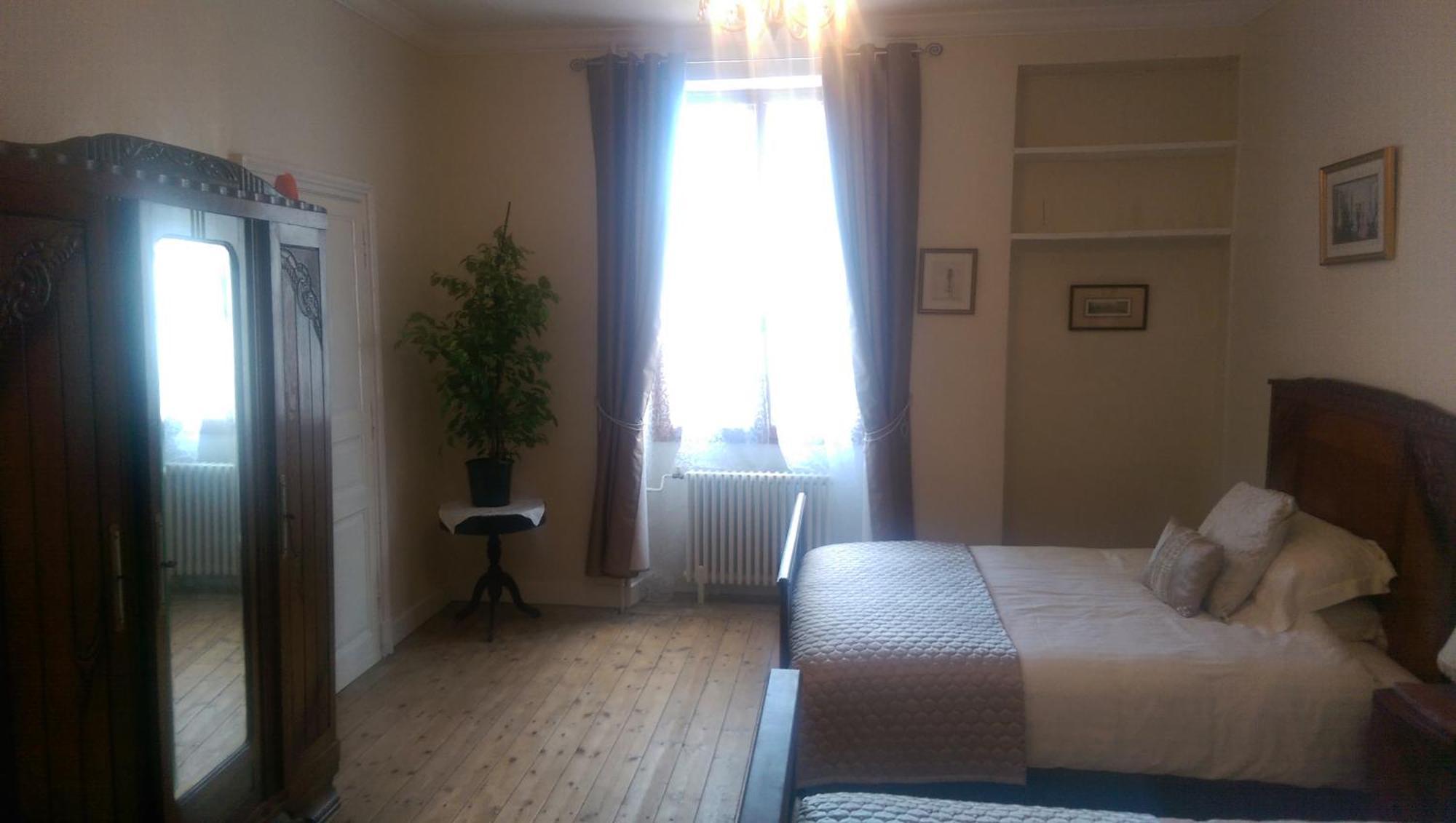 Vingt Grand Rue Bed & Breakfast Champagne-Mouton Bilik gambar