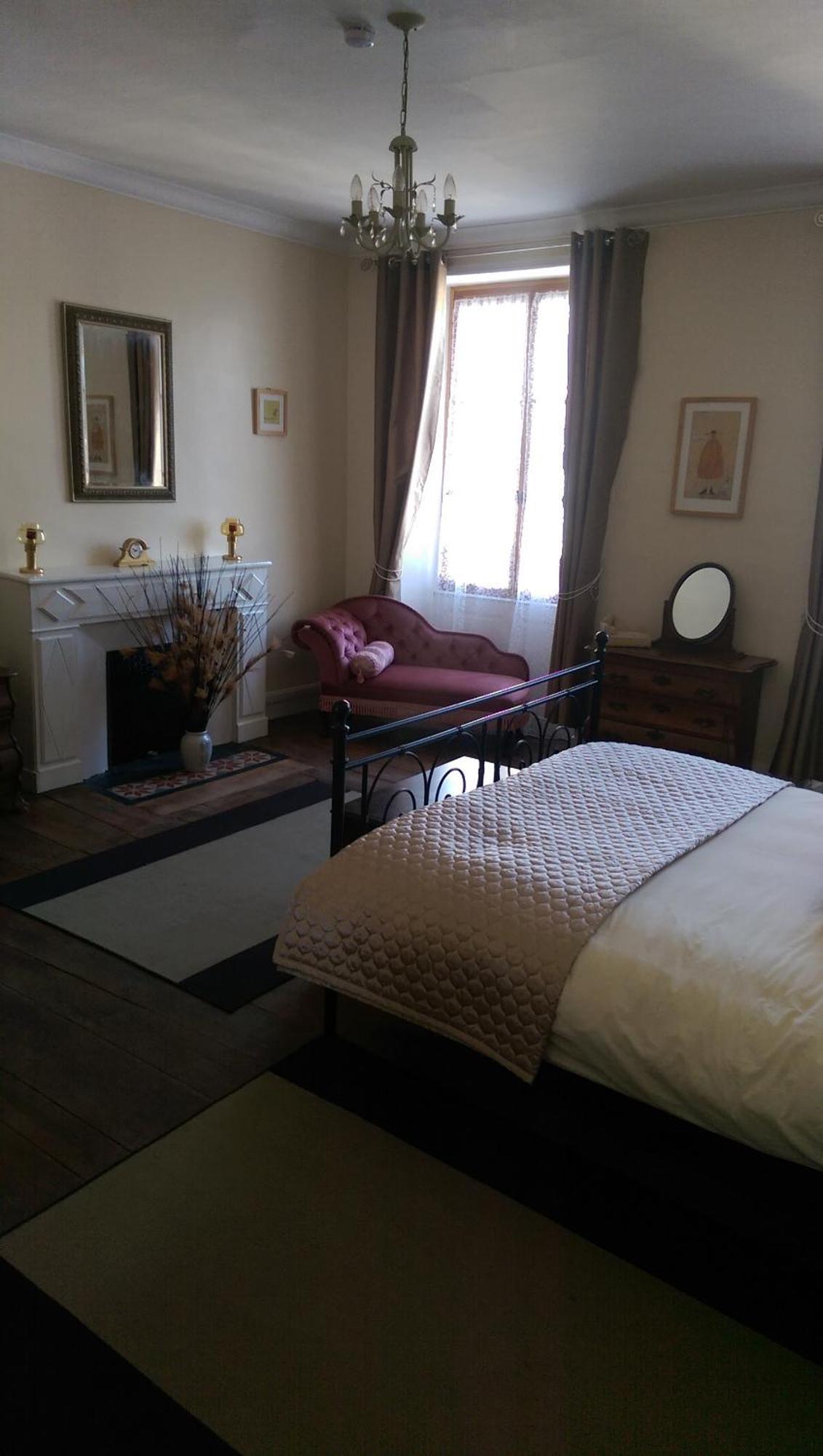 Vingt Grand Rue Bed & Breakfast Champagne-Mouton Bilik gambar